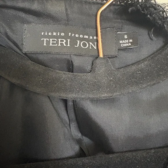 Rickie Freeman for Teri Jon Floral Embroidered Blazer - Picture 6 of 7